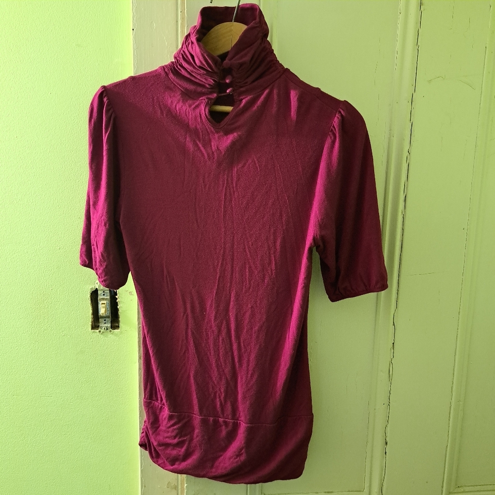 Suzy Shier Short Sleeve Top